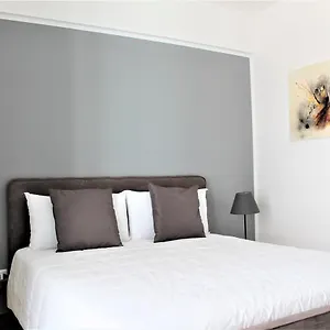 Pola Aparthotel